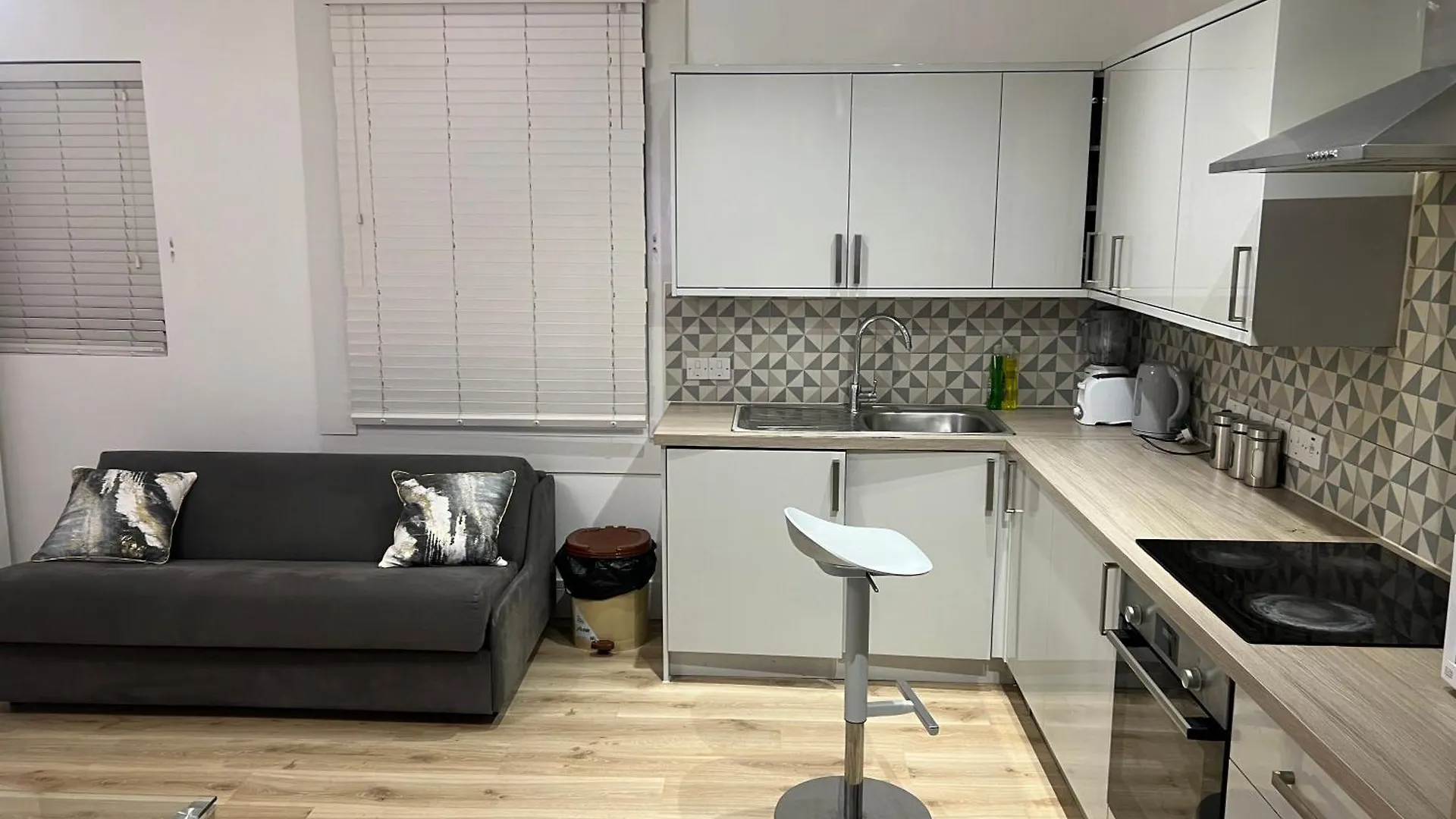 Dan 1Bedroom Flat Londen 0*,