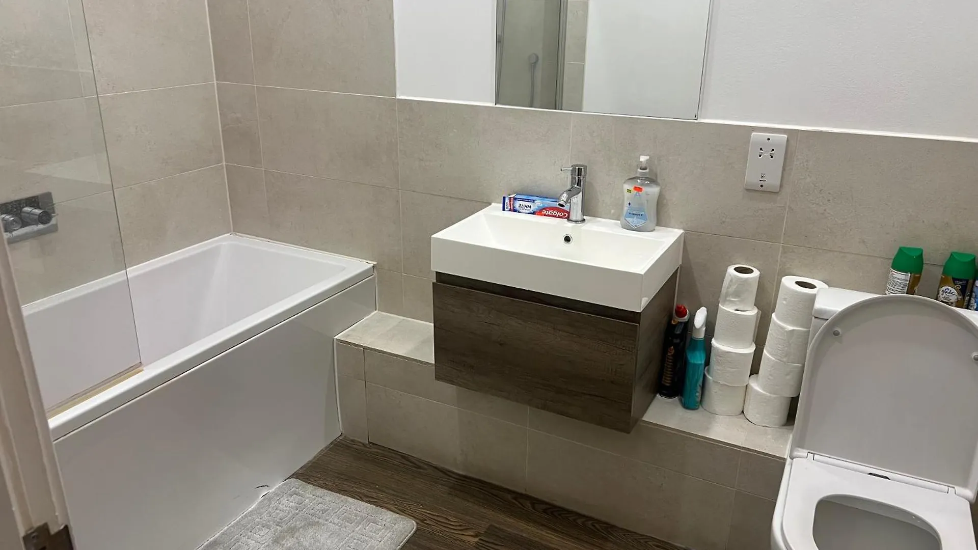 Dan 1Bedroom Flat 런던